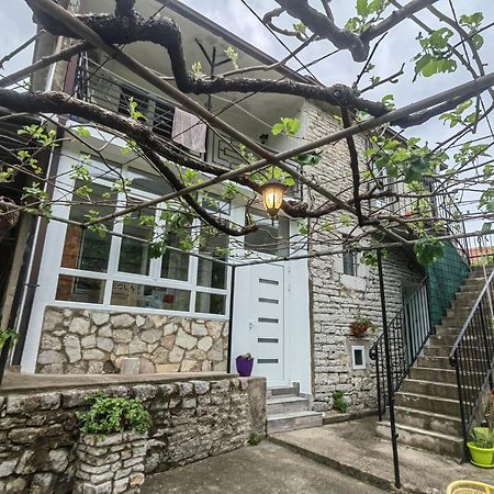 Old House Morinj Διαμέρισμα Εξωτερικό φωτογραφία